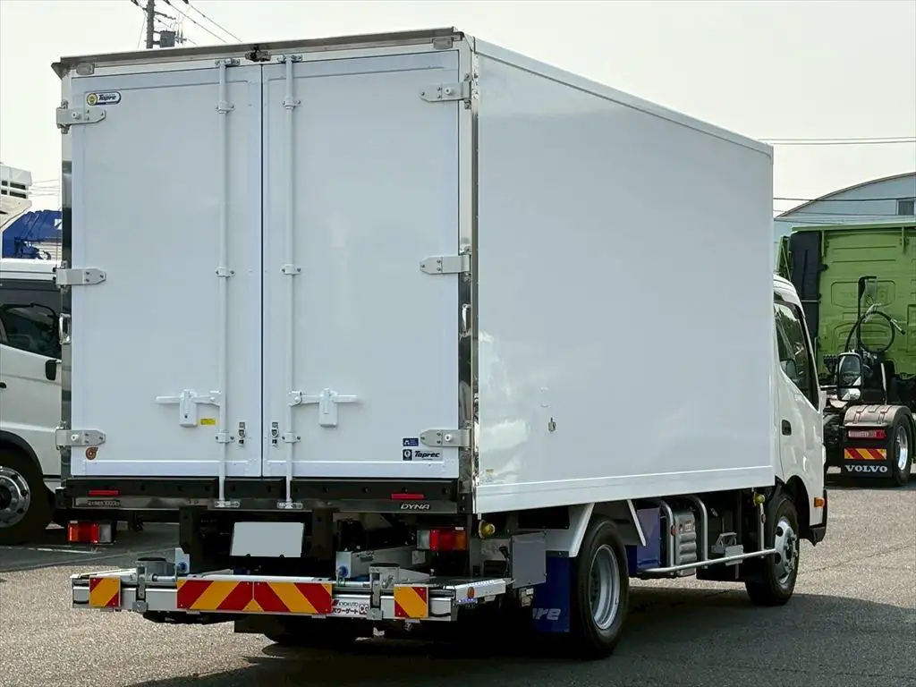 トヨタ その他 小型 冷凍冷蔵 低温 パワーゲートの中古トラック画像3
