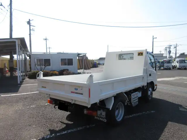 日野 デュトロ 小型 ダンプ 2DG-XZU675T R6の中古トラック画像3