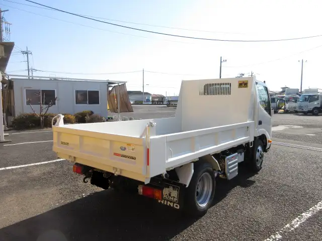 日野 デュトロ 小型 ダンプ 2DG-XZU675T R6の中古トラック画像3