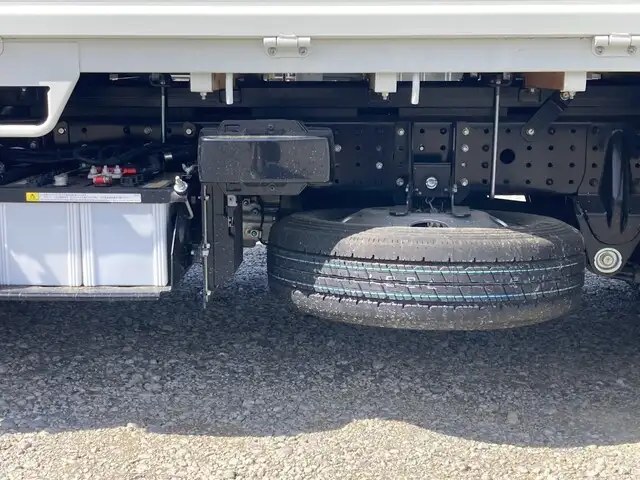 三菱 キャンター 小型 平ボディ 2RG-FBAV0 R5の中古トラック画像16