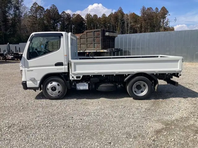 三菱 キャンター 小型 平ボディ 2RG-FBAV0 R5の中古トラック画像5