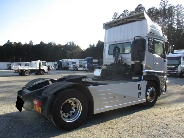 日産UD クオン 大型 トラクター ハイルーフ 1デフの中古トラック画像4