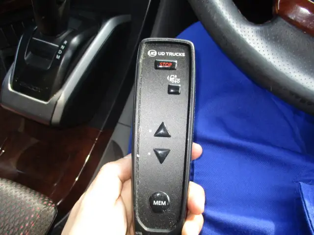 日産UD クオン 大型 トラクター ハイルーフ 1デフの中古トラック画像14