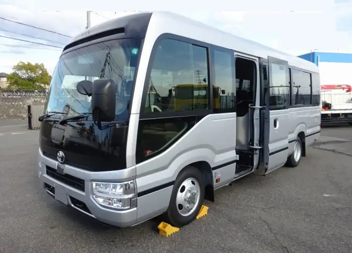 トヨタ コースター 小型 バス マイクロバス 2KG-GDB70 の中古トラック【車両No.184806】