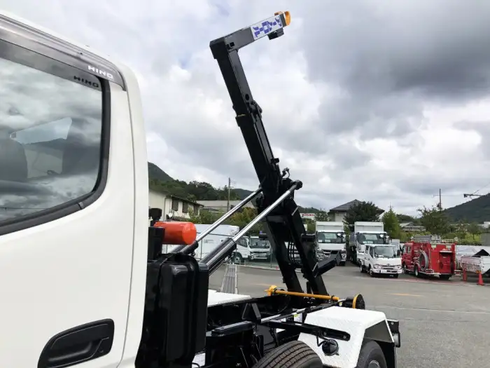 日野 デュトロ 小型 アームロール ツインホイスト 2KG-XZU605Mの中古トラック画像7