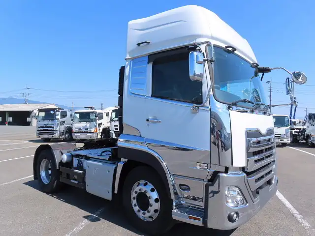 日産UD クオン 大型 トラクター ハイルーフ 1デフの中古トラック画像3