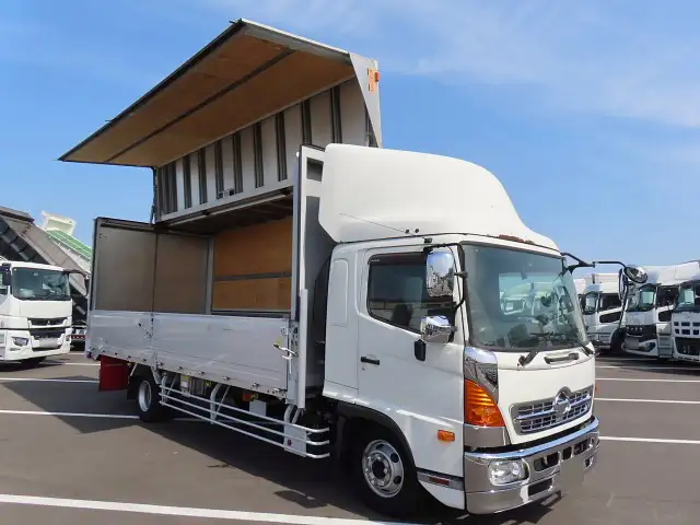 日野 レンジャー 中型/増トン ウイング ベッド TKG-FD9JLAAの中古トラック画像3