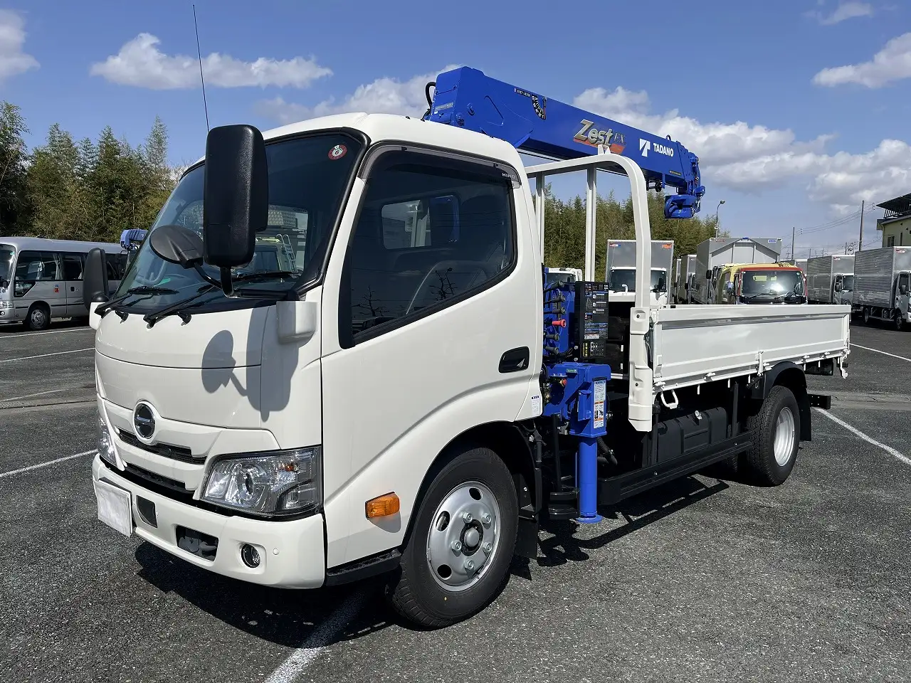 日野 デュトロ 小型 クレーン付 4段 ラジコン｜画像1