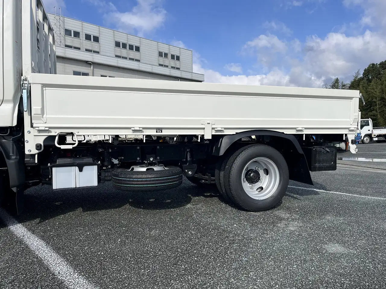 日野 デュトロ 小型 平ボディ 2KG-XZC605M R6の中古トラック画像16