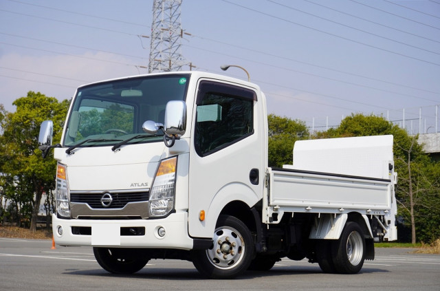 日産 アトラス 小型 平ボディ 10尺 TKG-SZ2F24