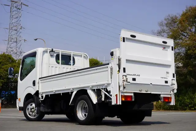 日産 アトラス 小型 平ボディ パワーゲート TKG-SZ2F24の中古トラック画像4