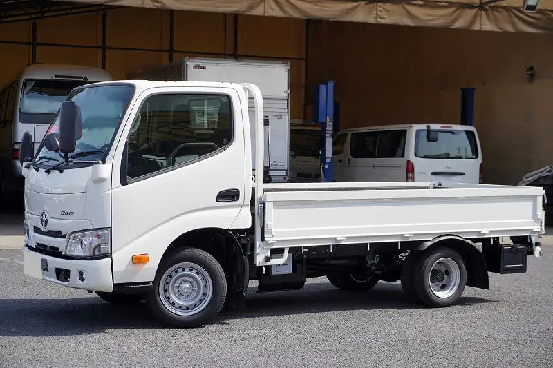 トヨタ ダイナ 小型 平ボディ 3BF-TRY230 R7｜画像1