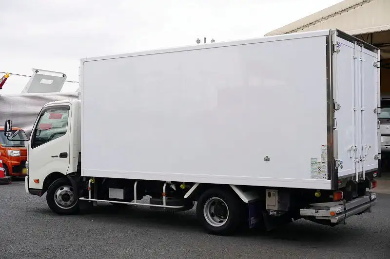 日野 デュトロ 小型 冷凍冷蔵 低温 パワーゲートの中古トラック画像4