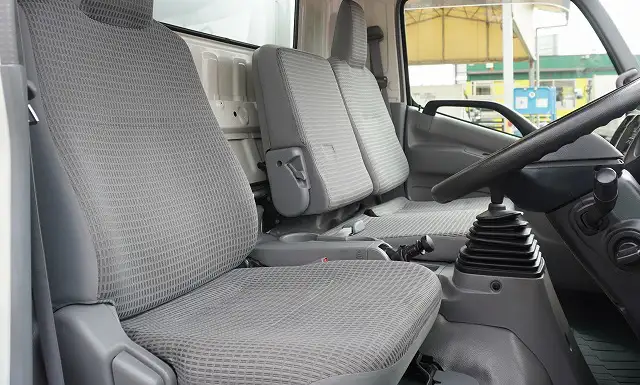 日野 デュトロ 小型 冷凍冷蔵 低温 パワーゲートの中古トラック画像11