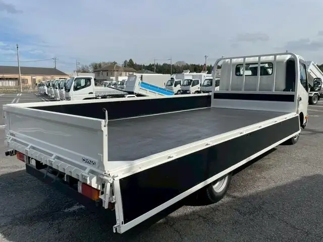 トヨタ ダイナ 小型 平ボディ  H30の中古トラック画像4