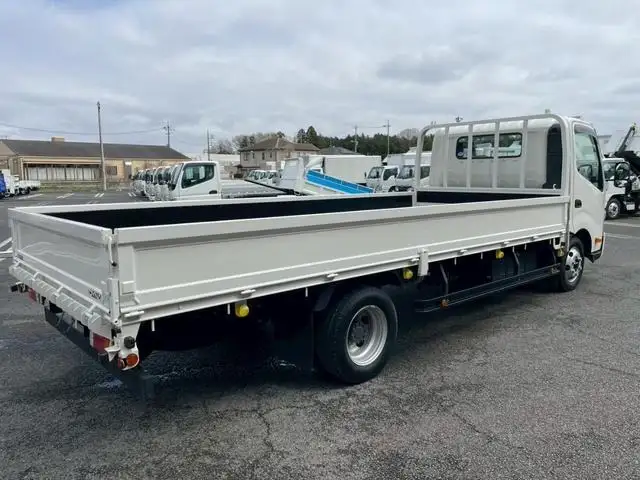 トヨタ ダイナ 小型 平ボディ  H30の中古トラック画像2