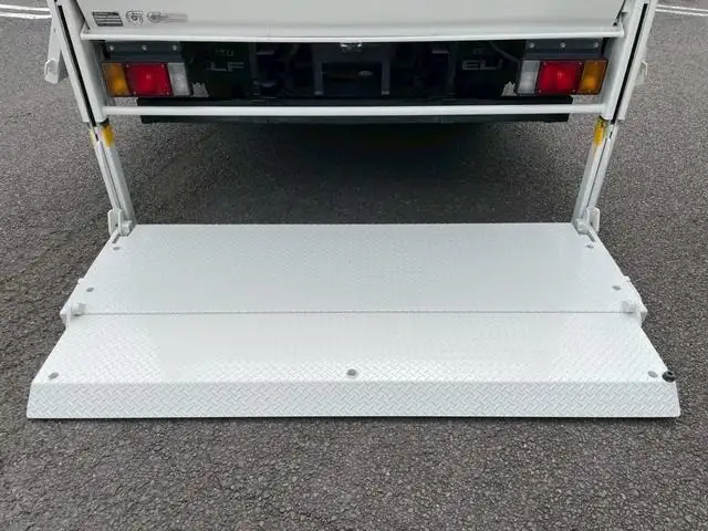 いすゞ エルフ 小型 平ボディ パワーゲート の中古トラック画像7