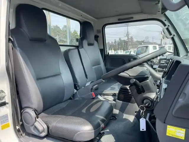 いすゞ エルフ 小型 平ボディ  H31/R1の中古トラック画像7