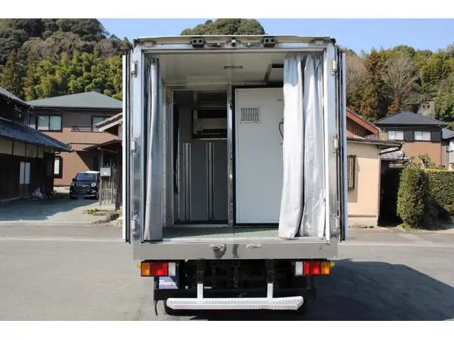 いすゞ エルフ 小型 冷凍冷蔵 低温 2室の中古トラック画像4