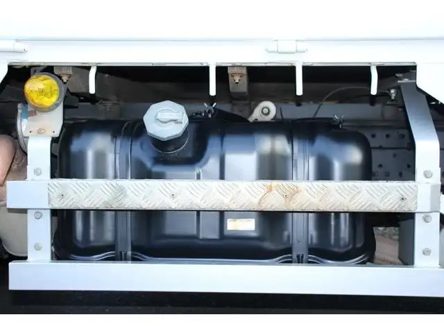 いすゞ エルフ 小型 平ボディ パワーゲート 床鉄板の中古トラック画像16