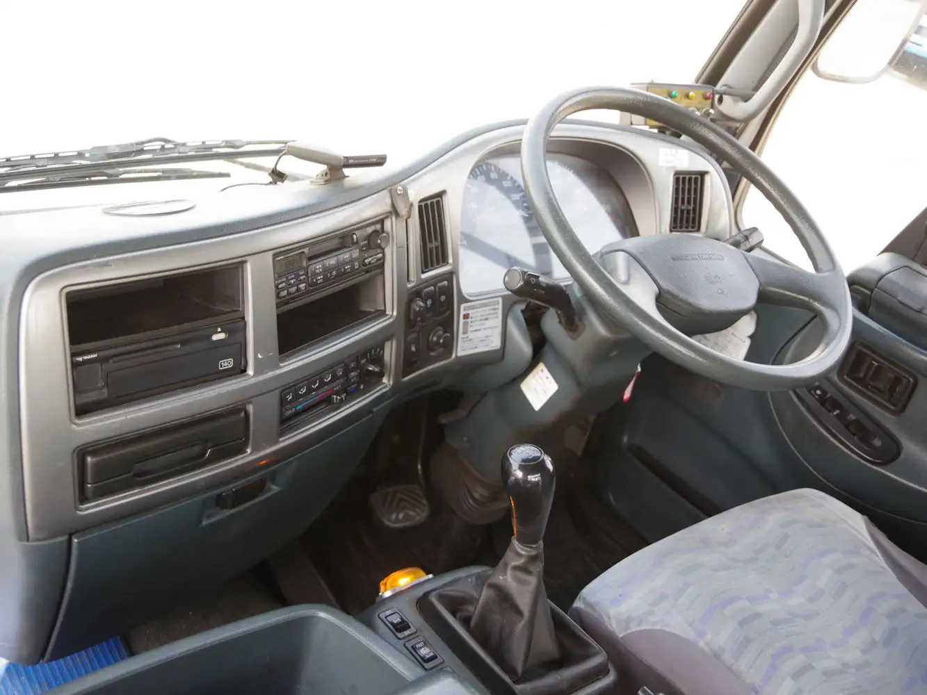 日産UD コンドル 中型/増トン アームロール ツインホイスト PK-PK36Aの中古トラック画像12