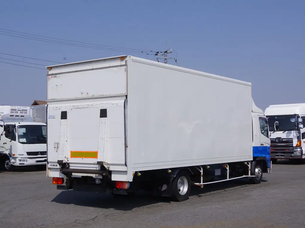 日野 レンジャー 中型/増トン アルミバン パワーゲート エアサスの中古トラック画像3