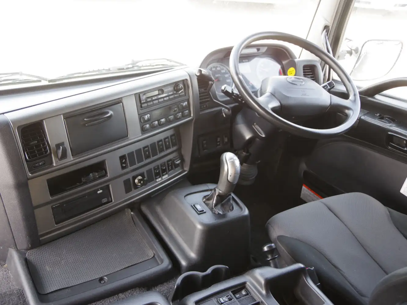 日野 プロフィア 大型 トラクター ハイルーフ 2デフの中古トラック画像11