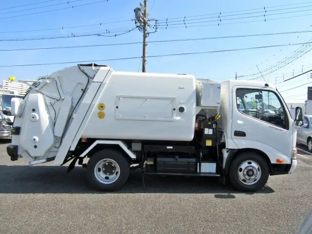 日野 デュトロ 小型 パッカー車 巻き込み式 回転ダンプ式の中古トラック画像2