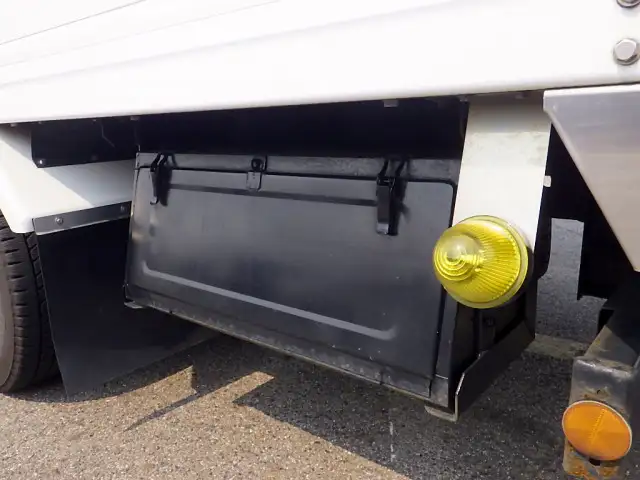 日野 デュトロ 小型 冷凍冷蔵 中温 床ステンの中古トラック画像像17