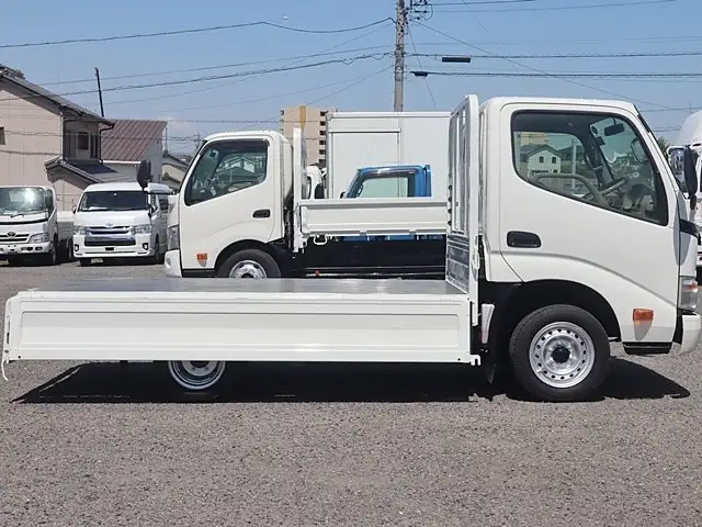 トヨタ ダイナ 小型 平ボディ 床鉄板 ABF-TRY220の中古トラック画像7