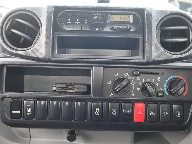 トヨタ ダイナ 小型 平ボディ TPG-XZU605 H29の中古トラック画像15