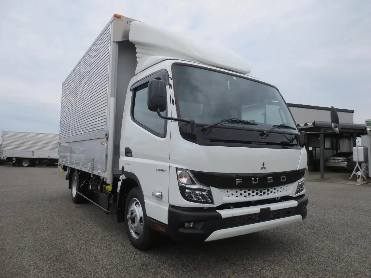 三菱 キャンター 小型 ウイング 2RG-FEB50 R5の中古トラック画像3