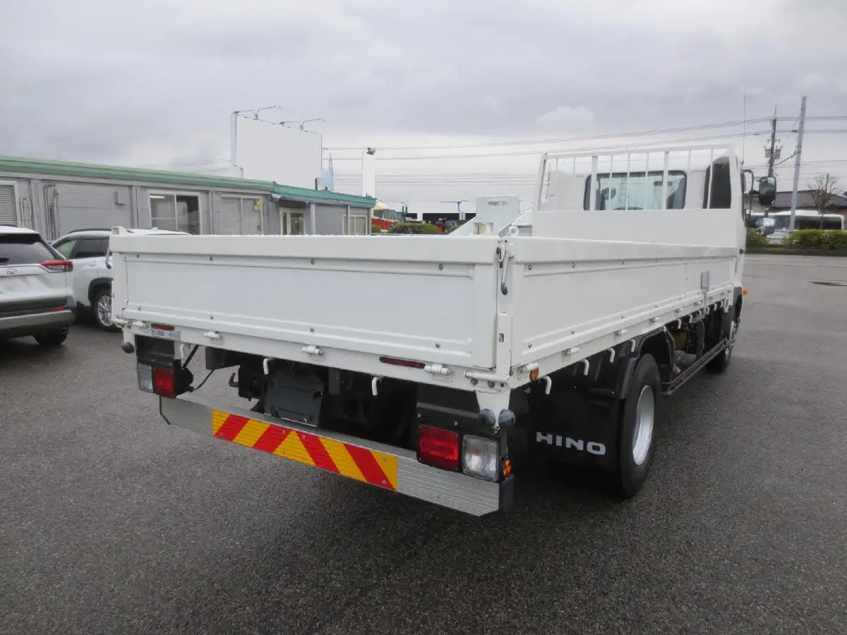 日野 レンジャー 中型/増トン 平ボディ 床鉄板 2KG-FC2ABAの中古トラック画像5