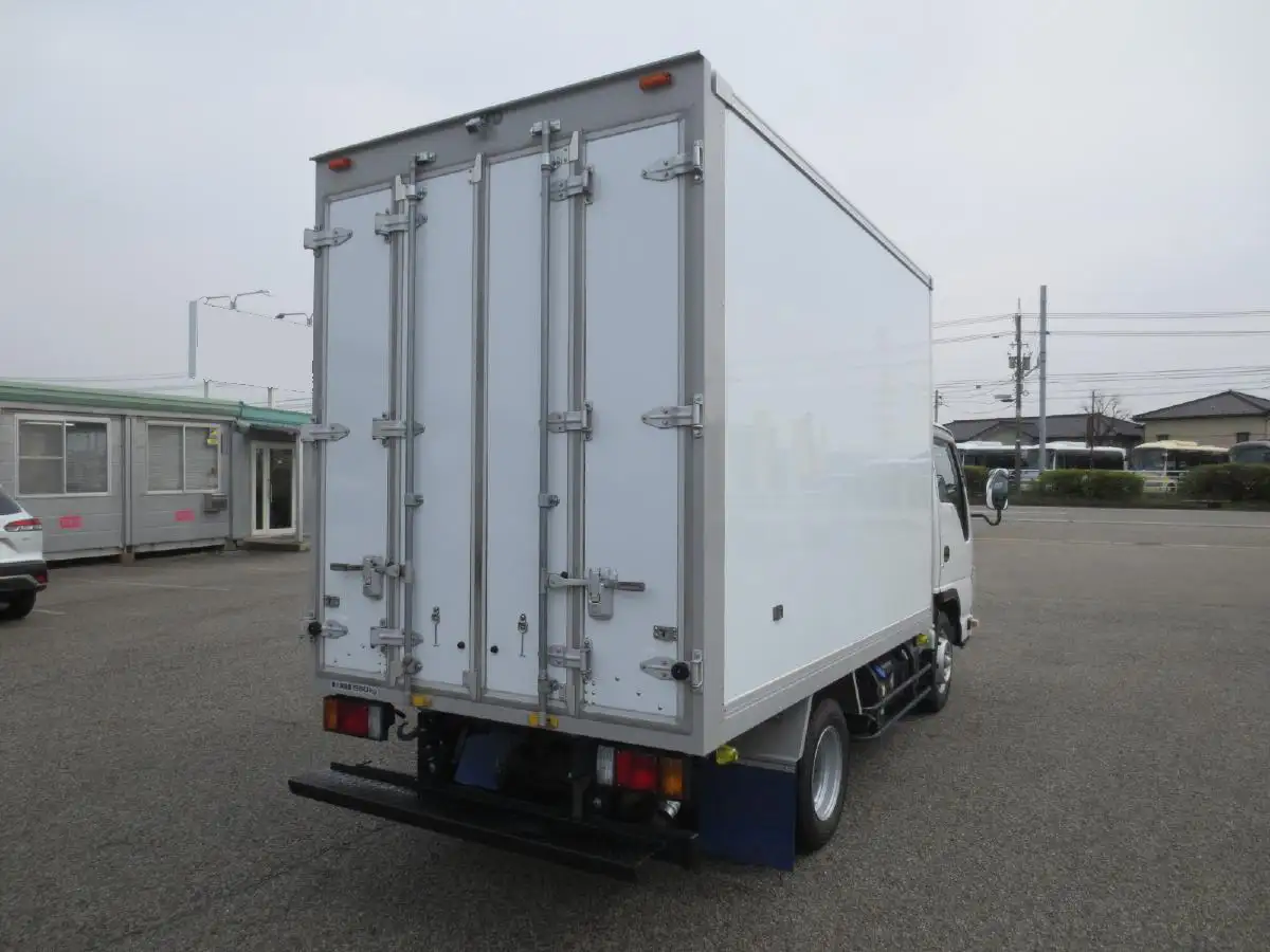 いすゞ エルフ 小型 アルミバン 2RG-NHR88AN R4の中古トラック画像5