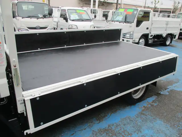 三菱 キャンター 小型 平ボディ 2RG-FBA20 R6の中古トラック画像9
