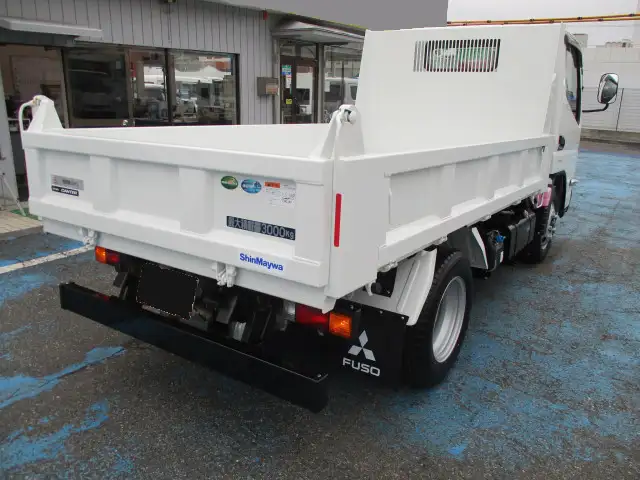 三菱 キャンター 小型 ダンプ 強化 2RG-FBA60の中古トラック画像2