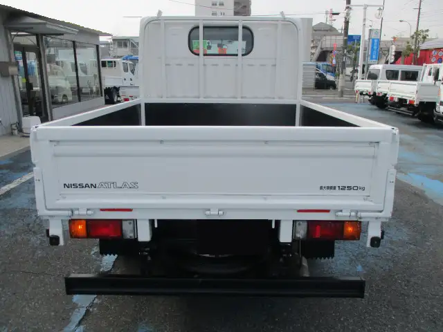 日産 アトラス 小型 平ボディ Wキャブ CBF-SQ2F24の中古トラック画像3