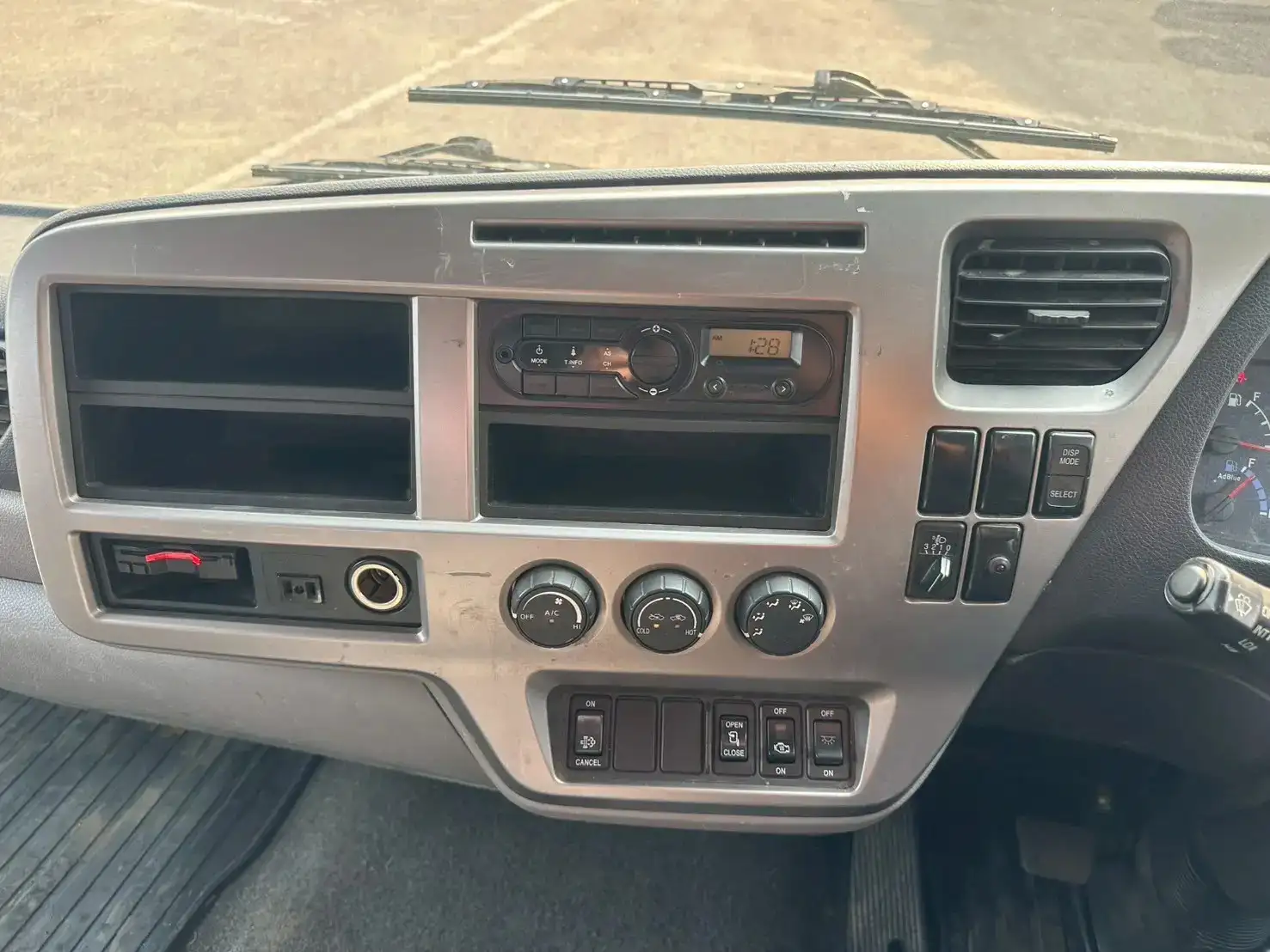 日産UD コンドル 中型/増トン クレーン付 4段 ラジコンの中古トラック画像14