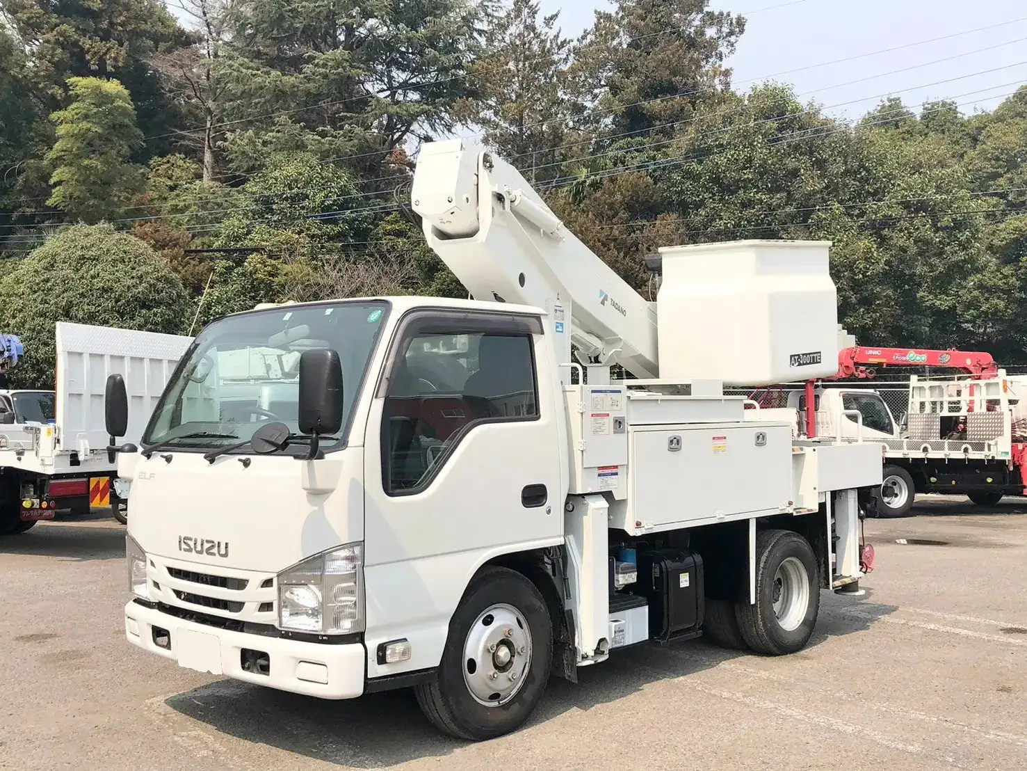 いすゞ エルフ 小型 高所・建柱車 高所作業車 電工仕様｜画像1