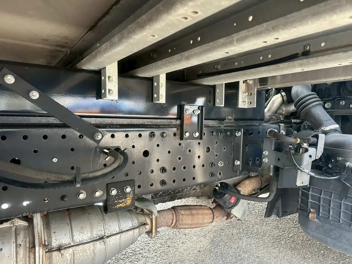 いすゞ エルフ 小型 冷凍冷蔵 低温 パワーゲートの中古トラック画像像17