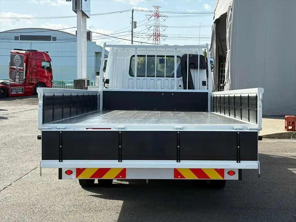 三菱 ファイター 中型/増トン 平ボディ ベッド 2KG-FK62Fの中古トラック画像7