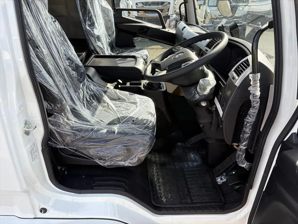 三菱 ファイター 中型/増トン 平ボディ ベッド 2KG-FK62Fの中古トラック画像12