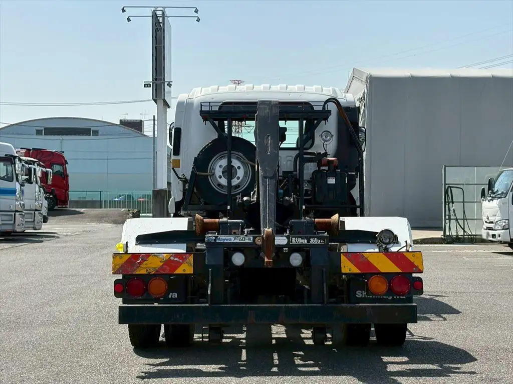 日産UD コンドル 中型/増トン アームロール ツインホイスト ベッドの中古トラック画像4