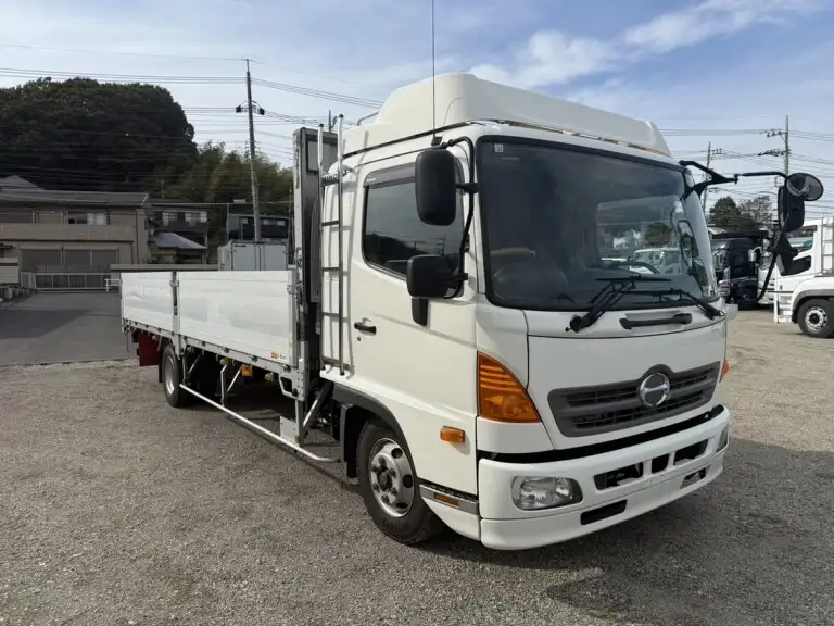 日野 レンジャー 中型/増トン 平ボディ アルミブロック ベッドの中古トラック画像3