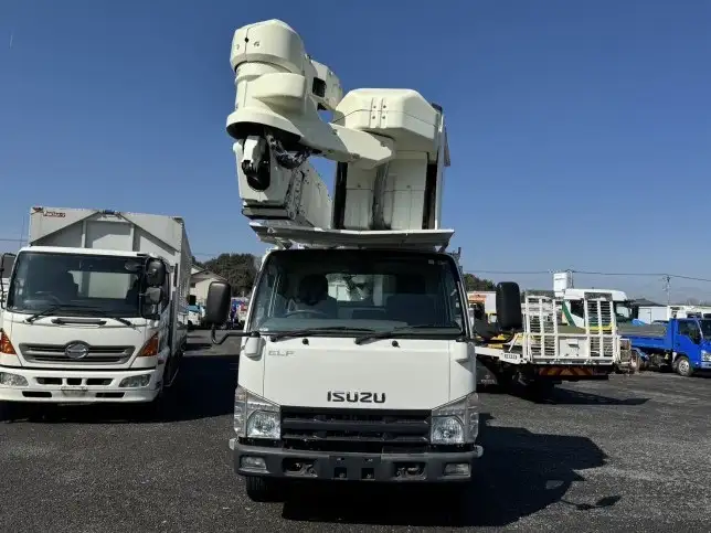いすゞ エルフ 小型 高所・建柱車 高所作業車 PDG-NKR85YNの中古トラック画像2