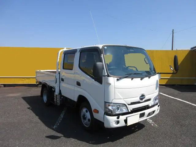 日野 デュトロ 小型 平ボディ Wキャブ 2DG-XZU685Mの中古トラック画像3