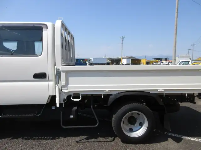日野 デュトロ 小型 平ボディ Wキャブ 2DG-XZU685Mの中古トラック画像6