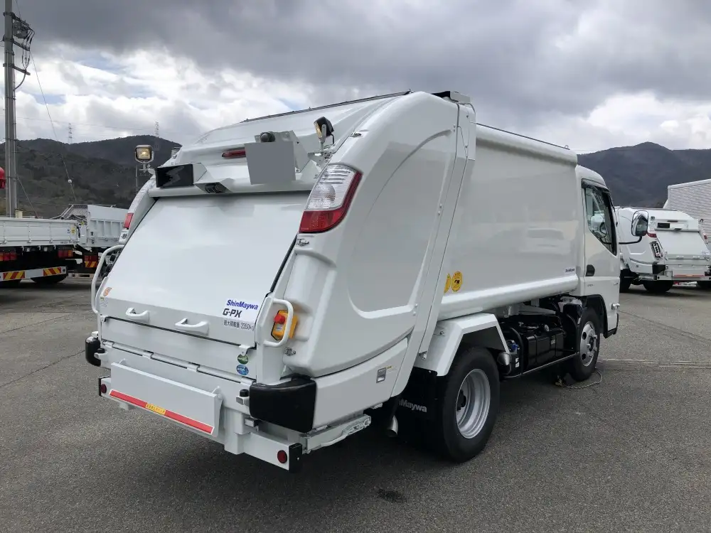 三菱 キャンター 小型 パッカー車 プレス式 2RG-FEAV0の中古トラック画像3
