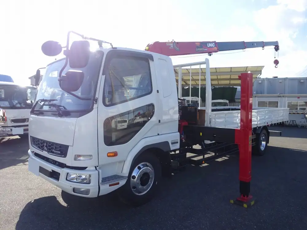 三菱 ファイター 中型/増トン 車両重機運搬 4段クレーン ラジコン｜画像1