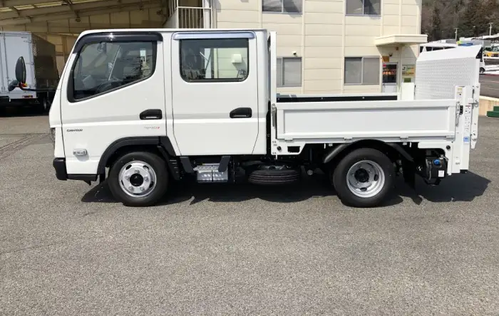 三菱 キャンター 小型 平ボディ Wキャブ パワーゲートの中古トラック画像5